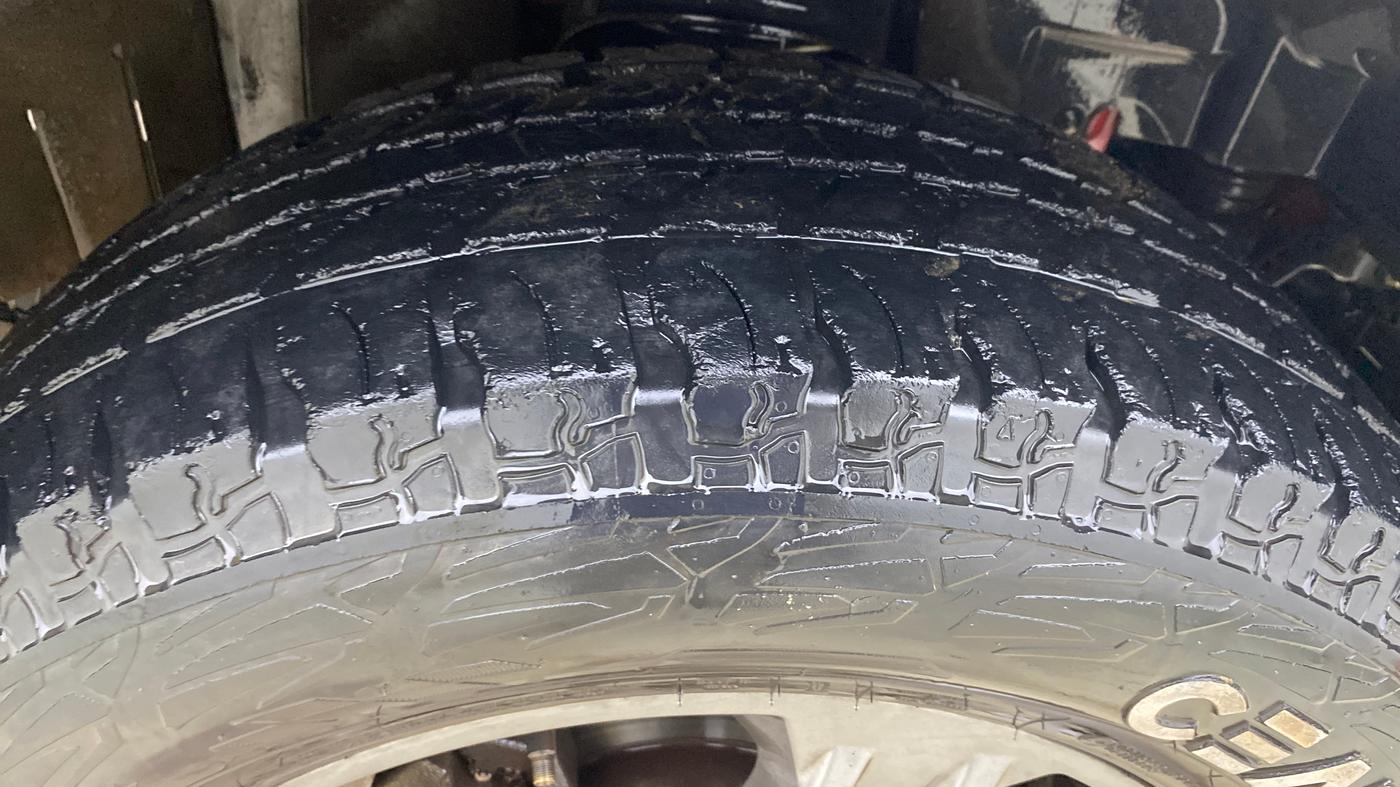 2021 Mahindra Thar LX HT PETROL 4WD MT, Petrol, Manual, 35,414 km, Right Front Tyre Tread
