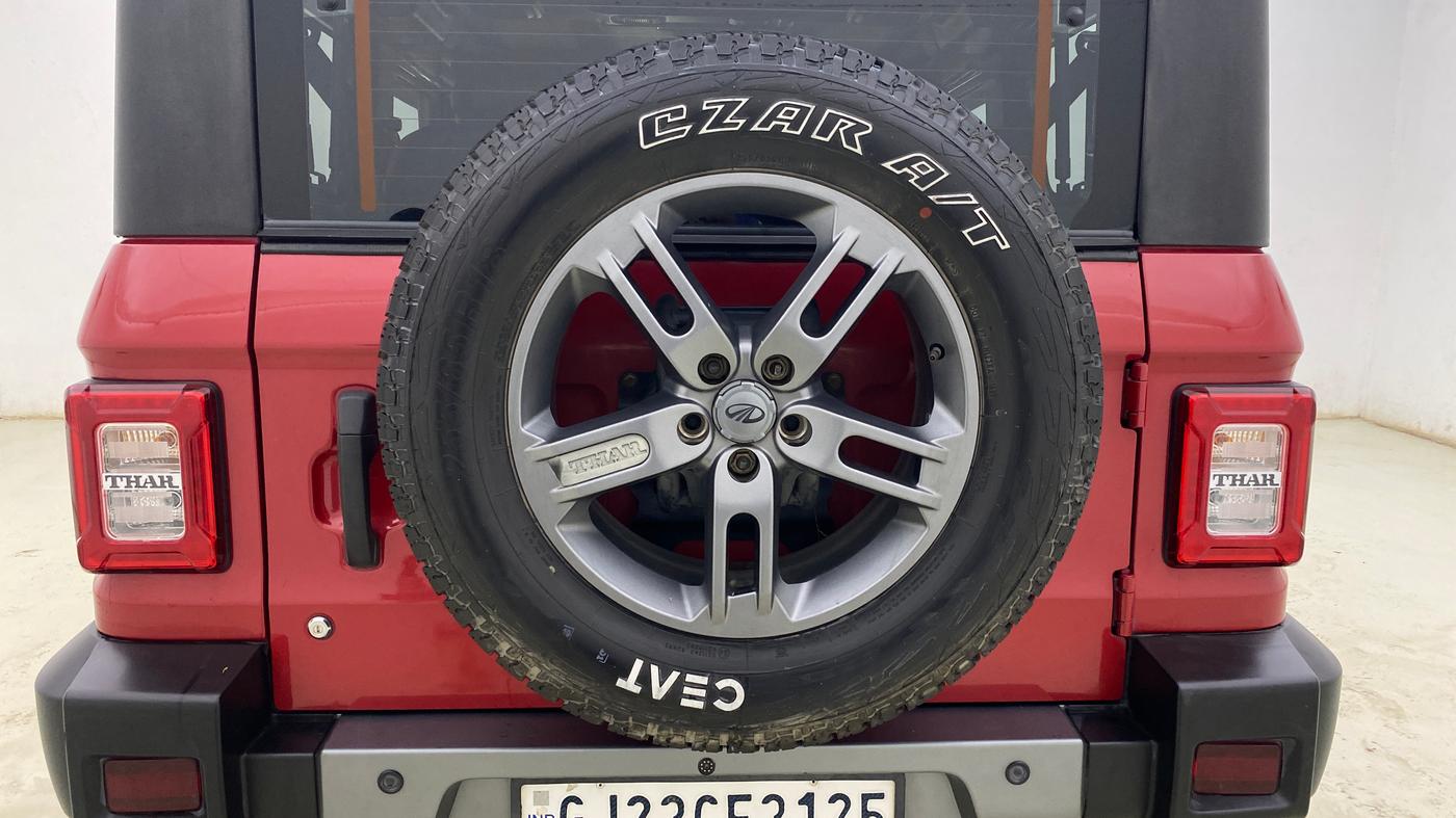 2021 Mahindra Thar LX HT PETROL 4WD MT, Petrol, Manual, 35,414 km, Spare Tyre