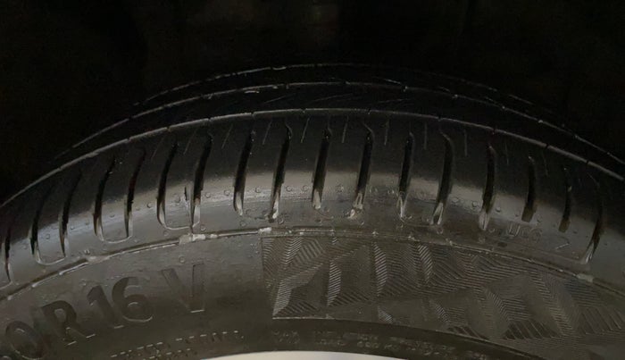 2021 Maruti S Cross ZETA 1.5, Petrol, Manual, 62,486 km, Right Front Tyre Tread