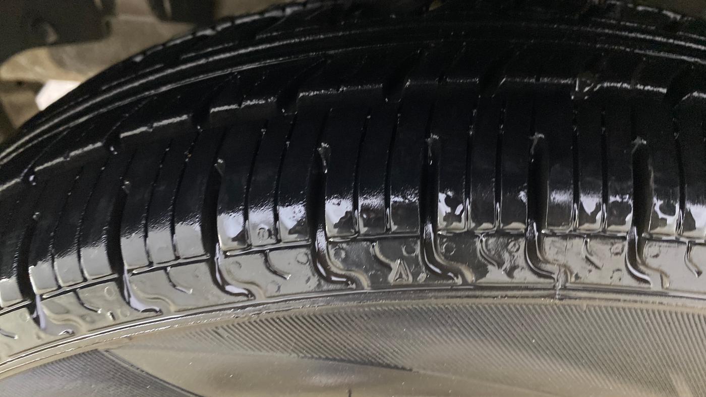 2018 Renault Kwid RXT 0.8 (O), Petrol, Manual, 39,254 km, Left Front Tyre Tread