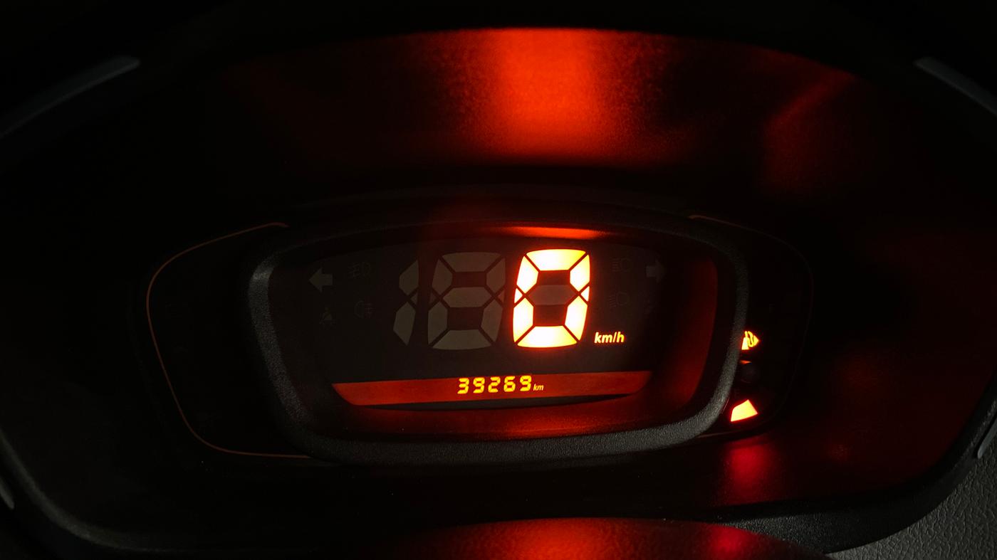 2018 Renault Kwid RXT 0.8 (O), Petrol, Manual, 39,254 km, Odometer Image