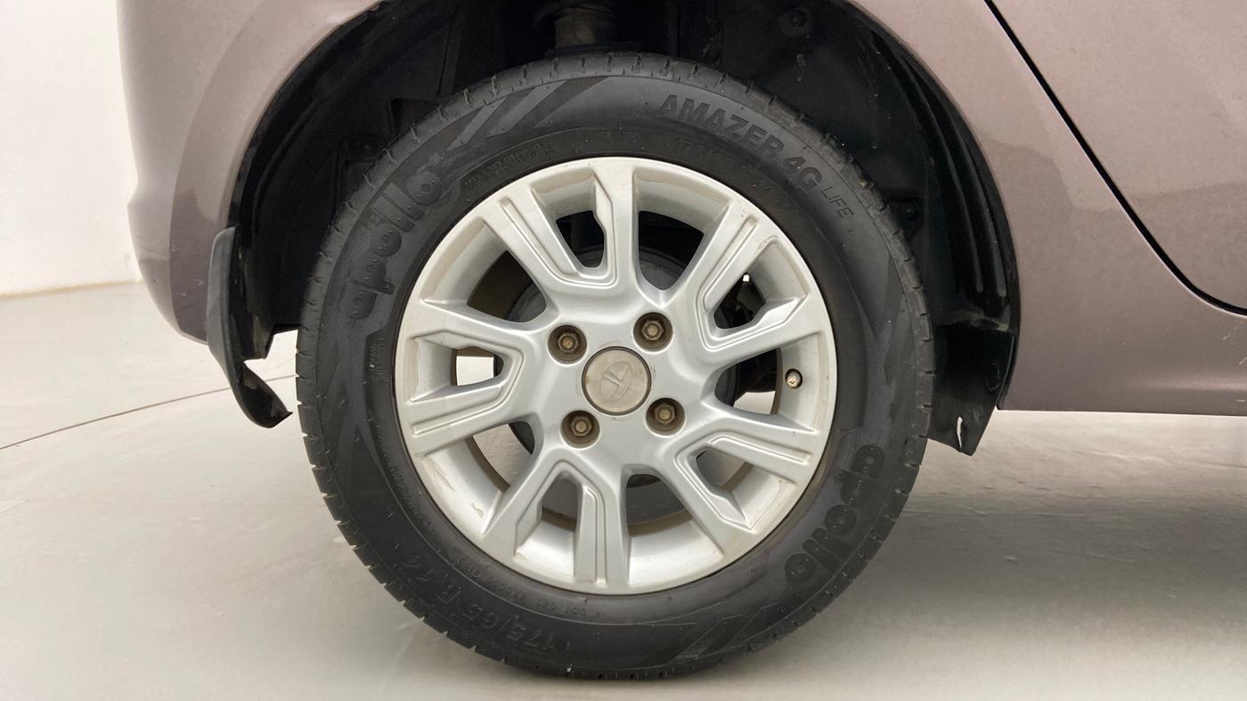 2018 Tata Tiago XZA PETROL, Petrol, Automatic, 76,564 km, Right Rear Wheel