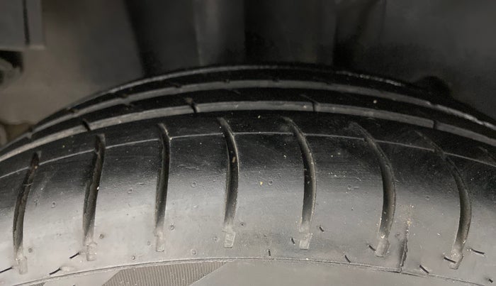 2018 Tata Tiago XZA PETROL, Petrol, Automatic, 76,564 km, Right Rear Tyre Tread