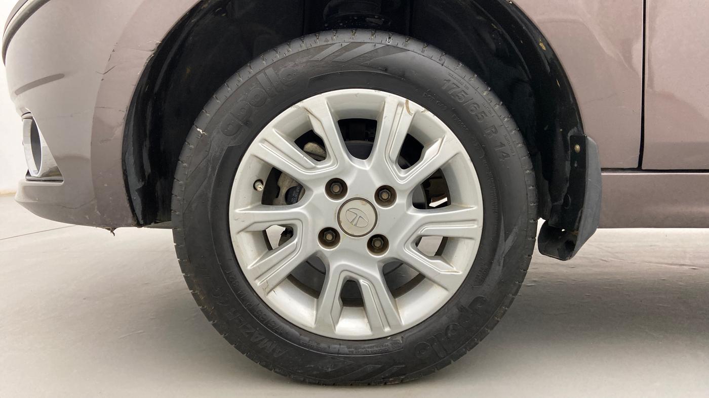 2018 Tata Tiago XZA PETROL, Petrol, Automatic, 76,564 km, Left Front Wheel
