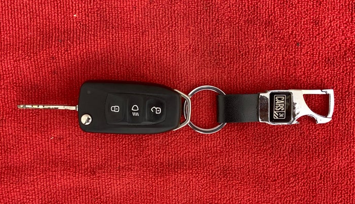 2018 Tata Tiago XZA PETROL, Petrol, Automatic, 76,564 km, Key Close Up