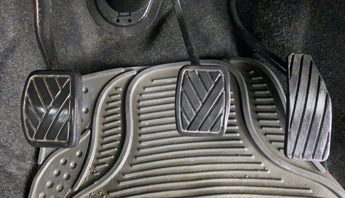 2014 Maruti Wagon R 1.0 VXI, Petrol, Manual, 20,969 km, Pedals