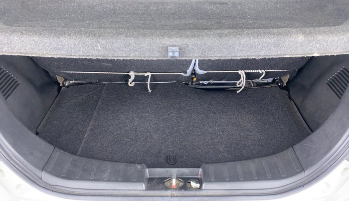 2014 Maruti Wagon R 1.0 VXI, Petrol, Manual, 20,969 km, Boot Inside