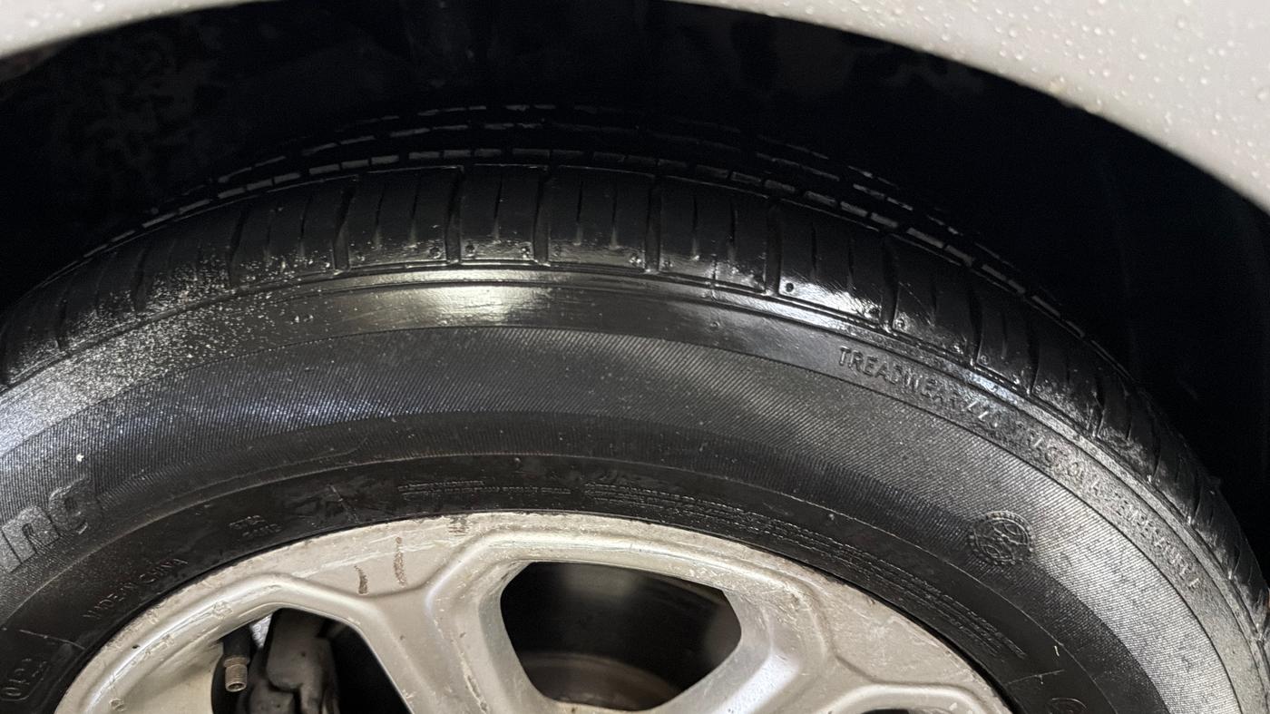 2019 Ford Ecosport TITANIUM 1.5L PETROL AT, Petrol, Automatic, 81,647 km, Left Rear Tyre Tread