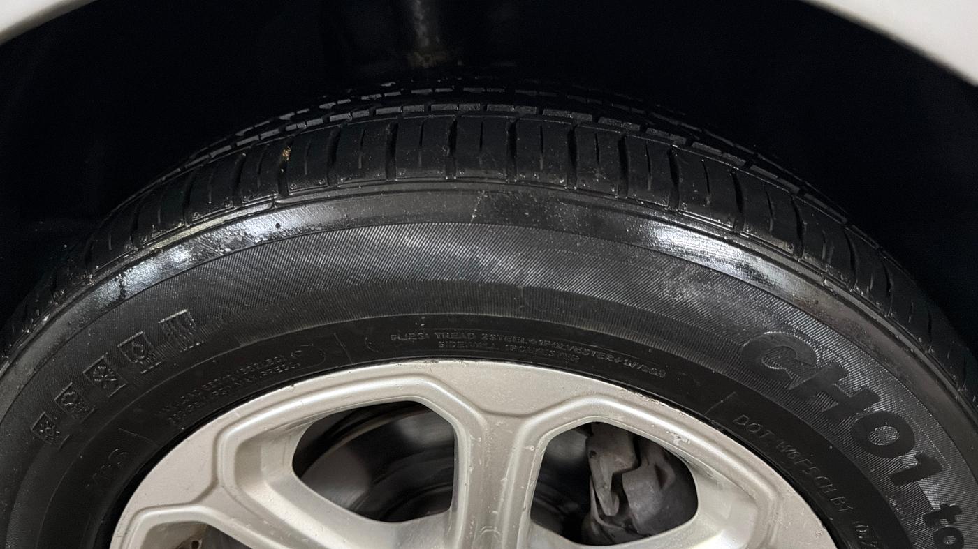 2019 Ford Ecosport TITANIUM 1.5L PETROL AT, Petrol, Automatic, 81,647 km, Right Front Tyre Tread