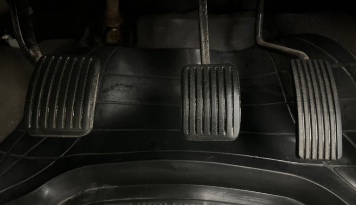 2015 Hyundai i10 MAGNA 1.1, Petrol, Manual, 43,839 km, Pedals