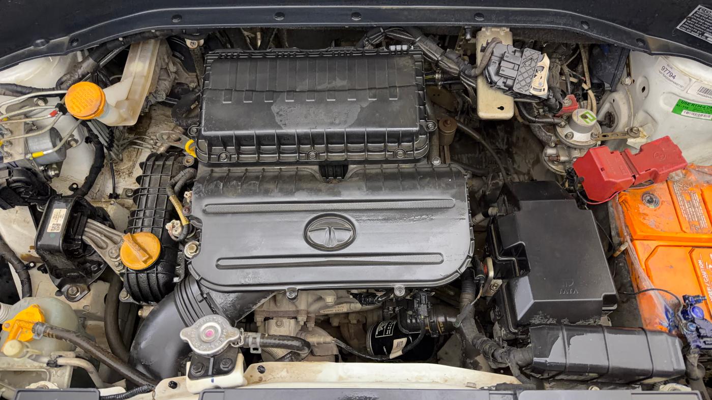 2021 Tata PUNCH ADVENTURE MT, CNG, Manual, 50,698 km, Engine View