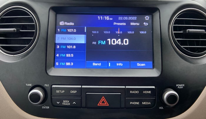 2018 Hyundai Xcent SX 1.2, Petrol, Manual, 44,174 km, Infotainment System
