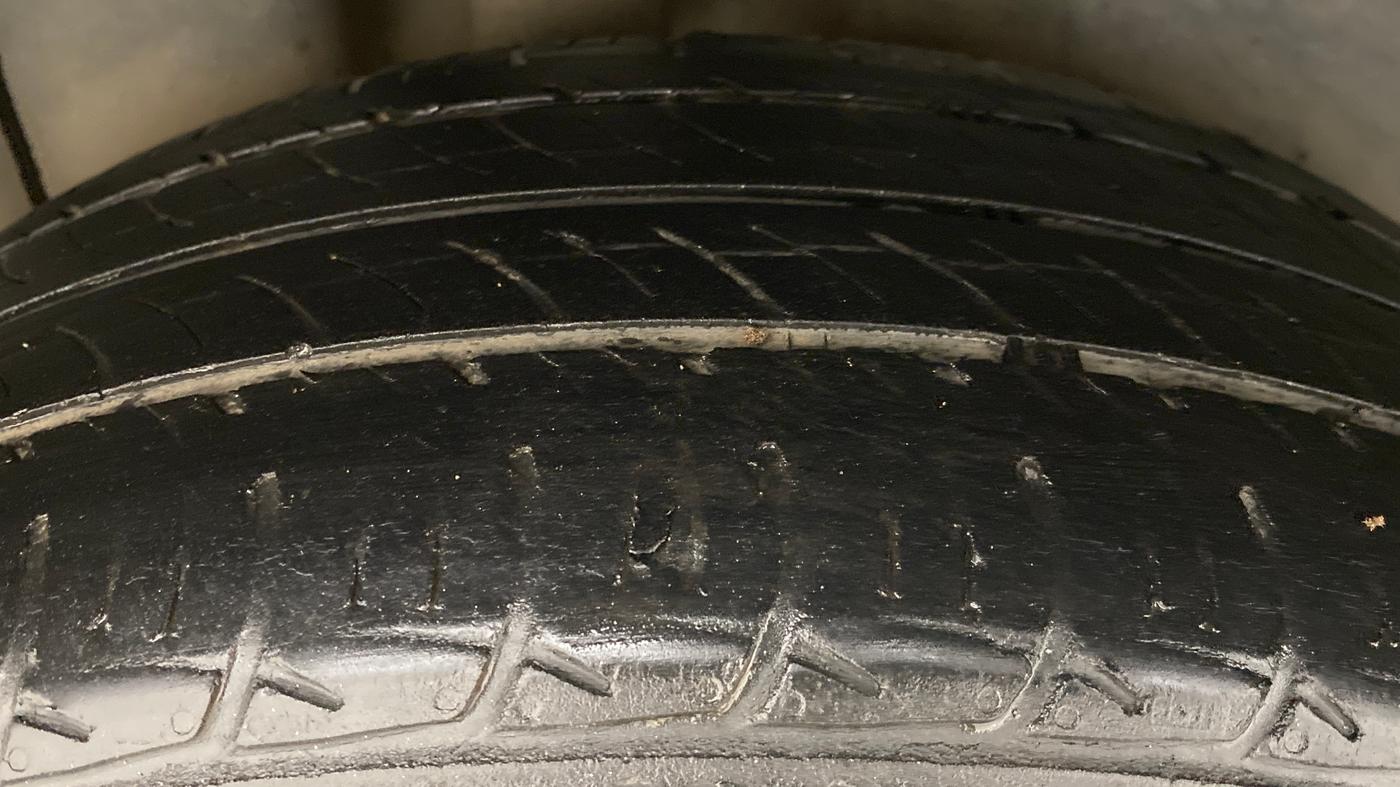 2018 Volkswagen Polo COMFORTLINE 1.0 PETROL, Petrol, Manual, 64,581 km, Right Rear Tyre Tread
