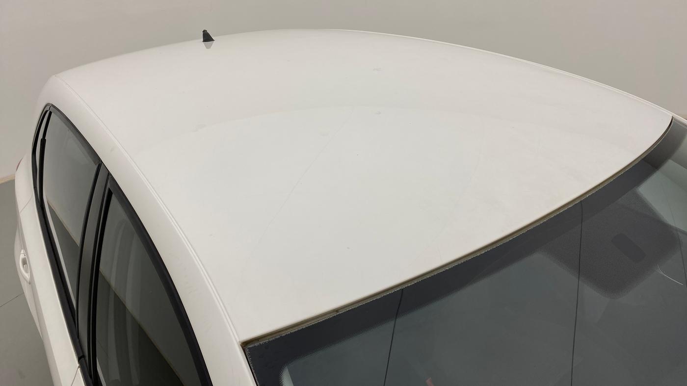 2018 Volkswagen Polo COMFORTLINE 1.0 PETROL, Petrol, Manual, 64,581 km, Roof