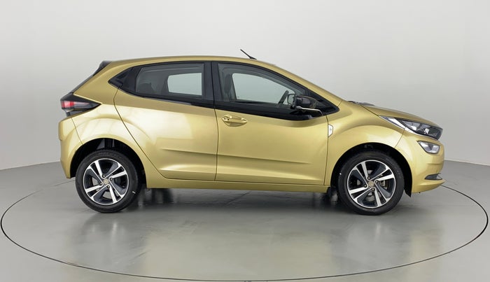 2020 Tata ALTROZ XZ 1.2, Petrol, Manual, 10,219 km, Right Side View