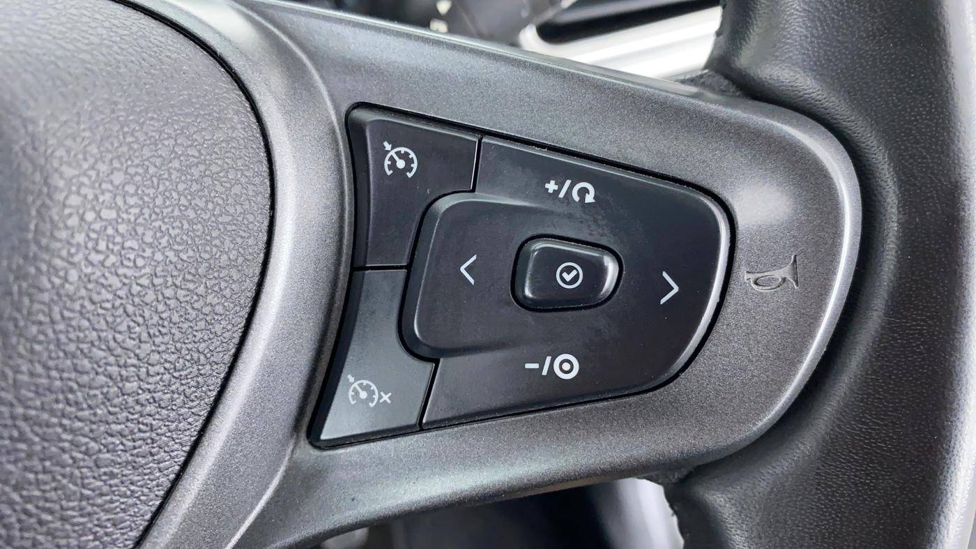 2020 Tata ALTROZ XZ 1.2, Petrol, Manual, 10,219 km, Adaptive Cruise Control
