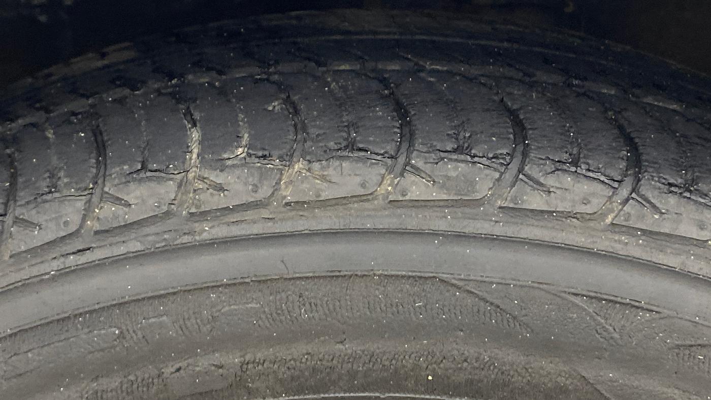 2017 Maruti Celerio ZXI AMT, Petrol, Automatic, 46,938 km, Left Front Tyre Tread