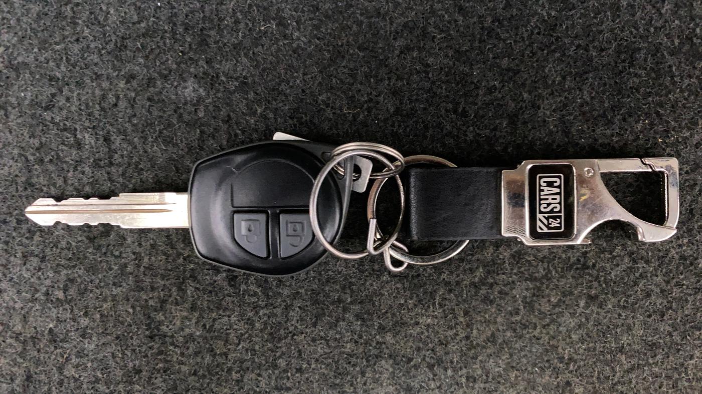 2015 Maruti Wagon R 1.0 VXI, Petrol, Manual, 31,305 km, Key Close Up