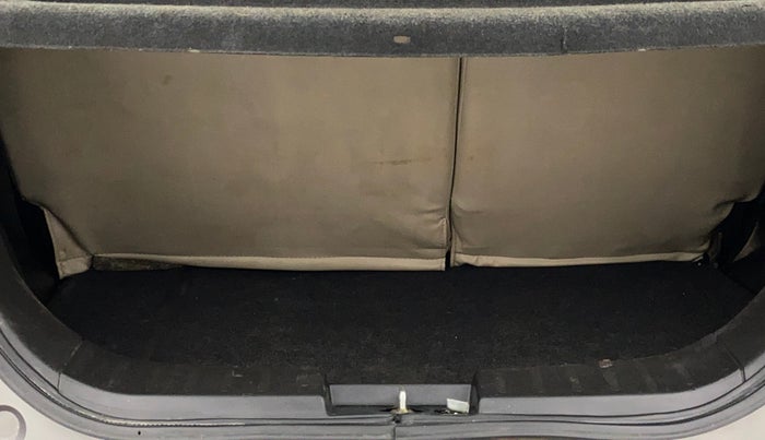 2015 Maruti Wagon R 1.0 VXI, Petrol, Manual, 31,305 km, Boot Inside