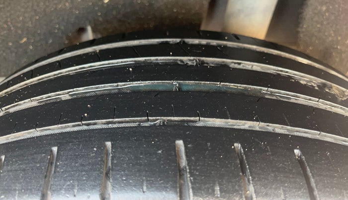 2019 Maruti Baleno ALPHA PETROL 1.2, Petrol, Manual, 1,05,514 km, Left Rear Tyre Tread