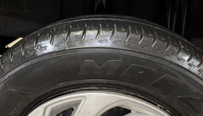 2021 Renault TRIBER RXT, Petrol, Manual, 44,363 km, Right Rear Tyre Tread