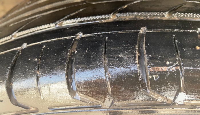 2020 Hyundai NEW I20 SPORTZ 1.0T GDI IMT, Petrol, Manual, 66,432 km, Right Front Tyre Tread