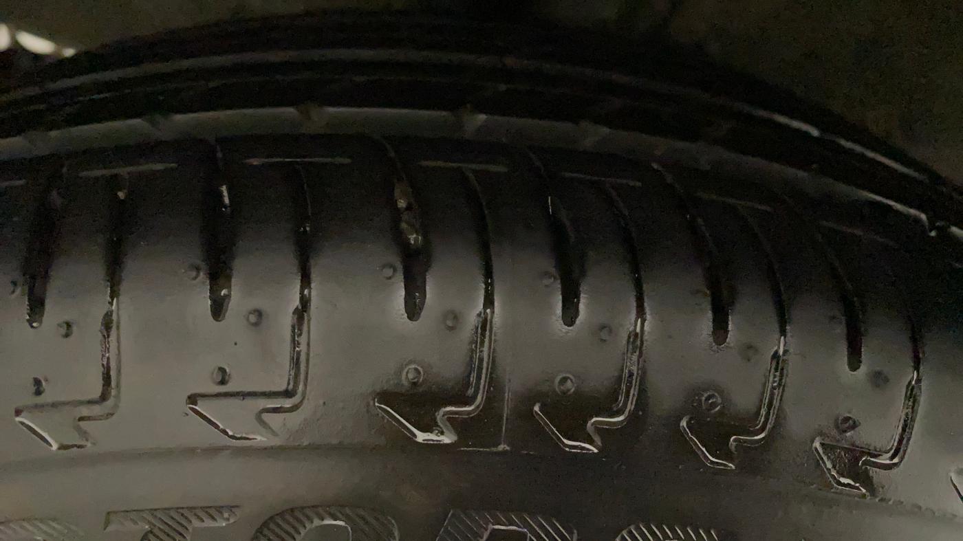 2022 Maruti IGNIS DELTA 1.2, Petrol, Manual, 14,754 km, Left Front Tyre Tread