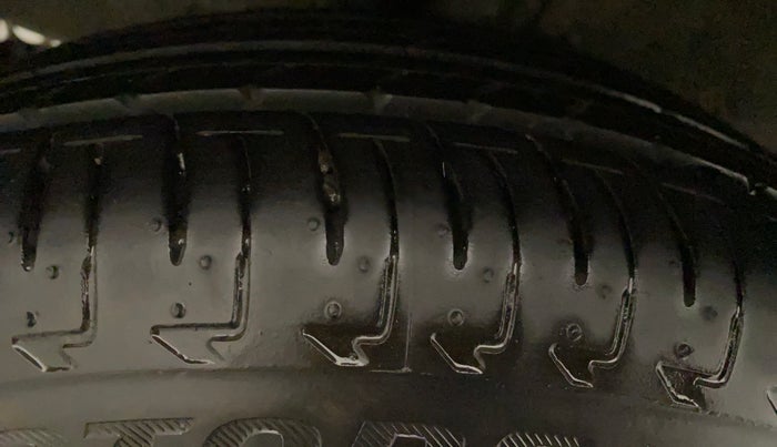 2022 Maruti IGNIS DELTA 1.2, Petrol, Manual, 14,754 km, Left Front Tyre Tread