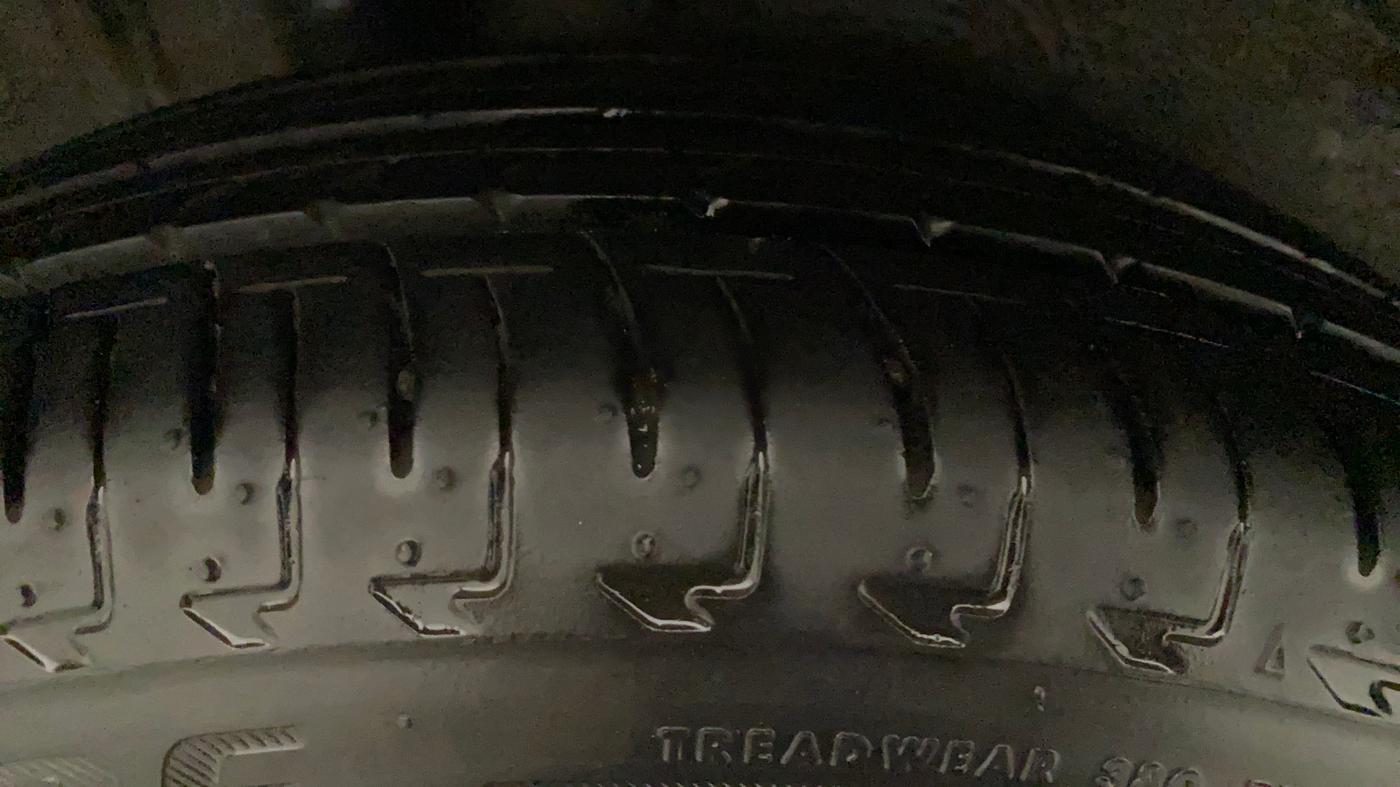 2022 Maruti IGNIS DELTA 1.2, Petrol, Manual, 14,754 km, Right Rear Tyre Tread