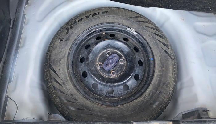 2021 Maruti Swift VXI, Petrol, Manual, 1,24,239 km, Spare Tyre