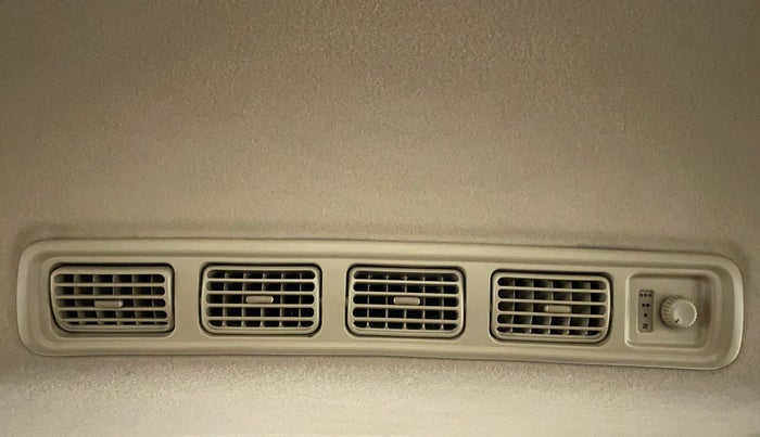 2013 Maruti Ertiga VXI, Petrol, Manual, 99,480 km, Rear AC Vents