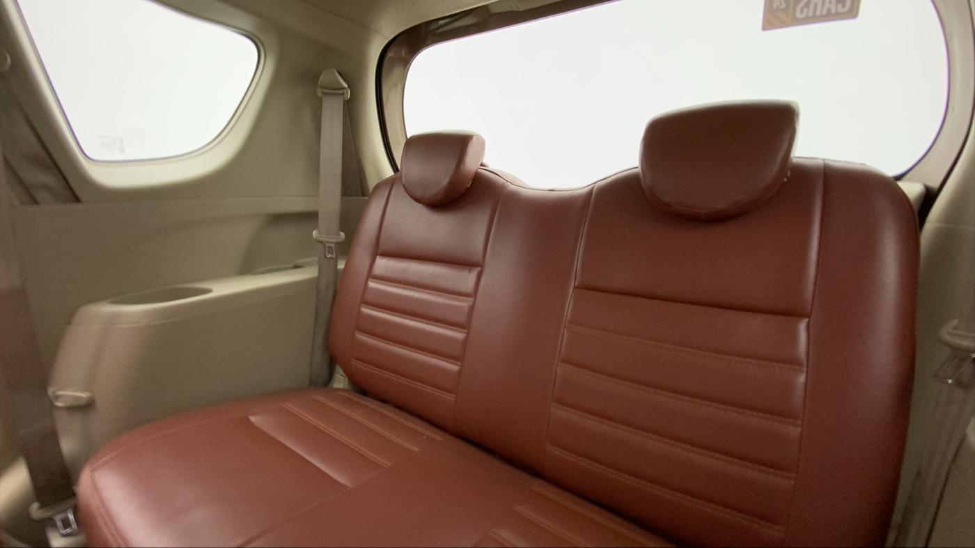 2013 Maruti Ertiga VXI, Petrol, Manual, 99,480 km, Third Seat Row ( optional )