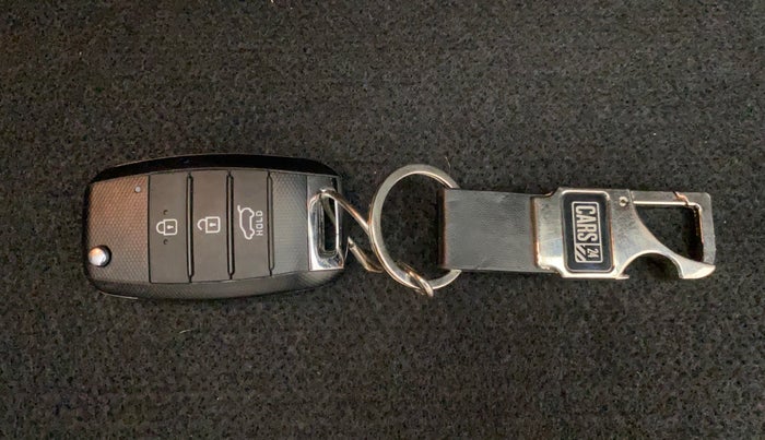 2022 KIA CARENS PRESTIGE 1.5 PETROL 7 STR, Petrol, Manual, 5,367 km, Key Close Up