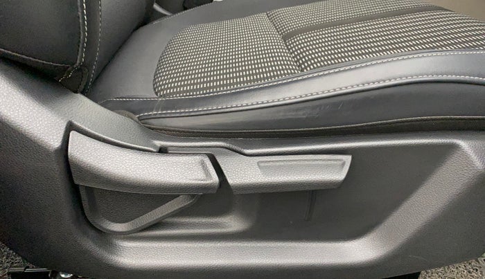 2022 KIA CARENS PRESTIGE 1.5 PETROL 7 STR, Petrol, Manual, 5,367 km, Driver Side Adjustment Panel