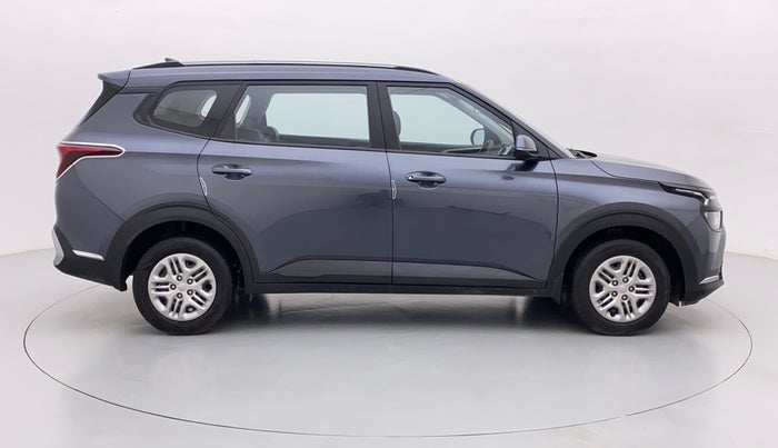 2022 KIA CARENS PRESTIGE 1.5 PETROL 7 STR, Petrol, Manual, 5,367 km, Right Side View