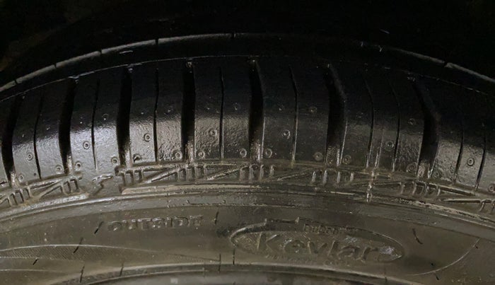 2014 Honda Amaze 1.2L I-VTEC S, Petrol, Manual, 71,263 km, Right Rear Tyre Tread