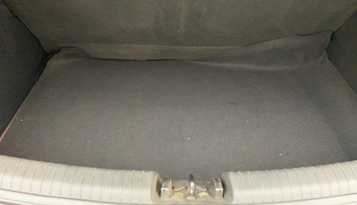 2014 Hyundai Grand i10 ASTA AT 1.2 KAPPA VTVT, Petrol, Automatic, 23,305 km, Boot Inside