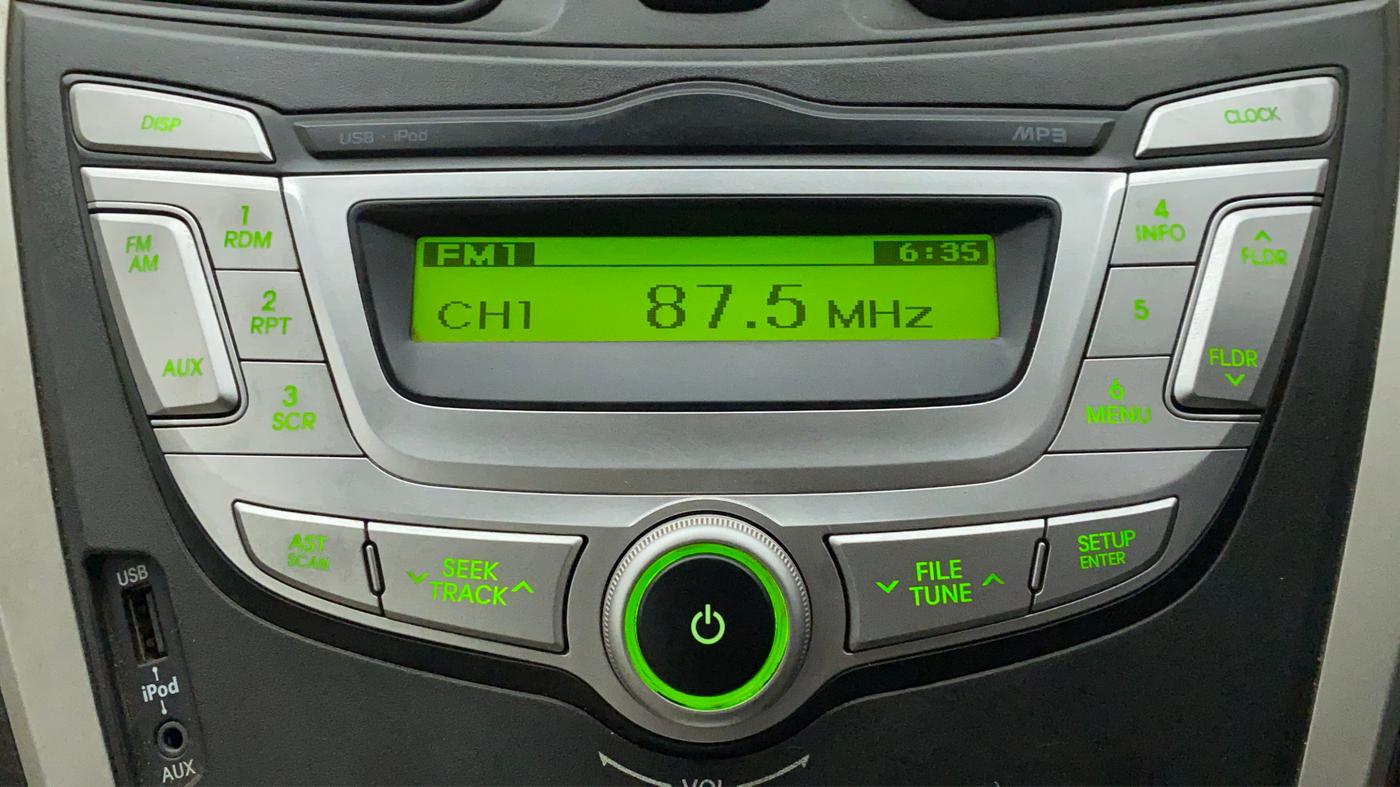 2016 Hyundai Eon SPORTZ, Petrol, Manual, 32,561 km, Infotainment System