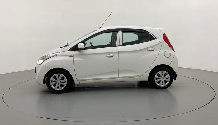 2016 Hyundai Eon SPORTZ, Petrol, Manual, 32,561 km, Left Side