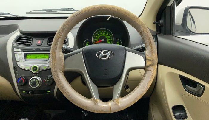 2016 Hyundai Eon SPORTZ, Petrol, Manual, 32,561 km, Steering Wheel Close Up