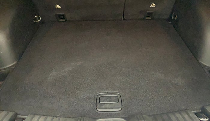 2018 Jeep Compass LIMITED 1.4 PETROL AT, Petrol, Automatic, 55,718 km, Boot Inside