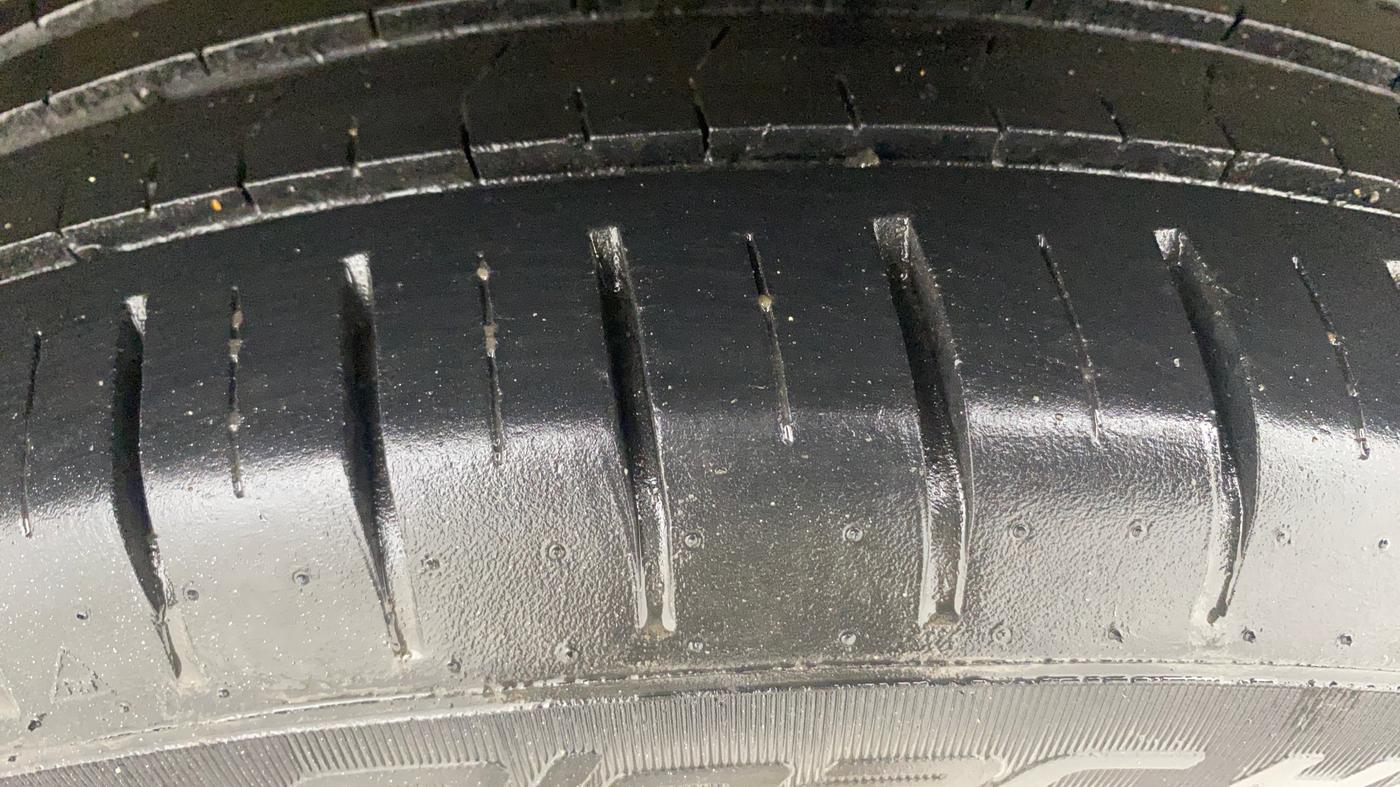 2022 Maruti Baleno ALPHA 1.2 AGS, Petrol, Automatic, 39,528 km, Left Rear Tyre Tread