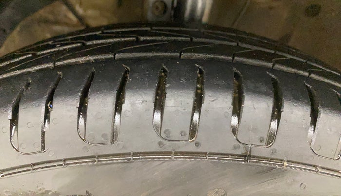 2020 Maruti Dzire VXI AMT, Petrol, Automatic, 99,162 km, Left Front Tyre Tread