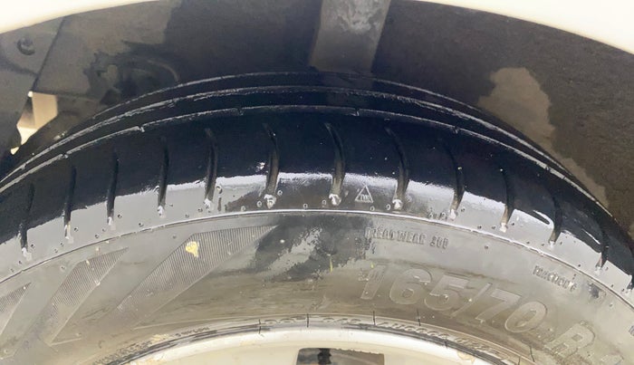 2013 Hyundai Grand i10 ASTA 1.1 CRDI, Diesel, Manual, 92,533 km, Right Rear Tyre Tread