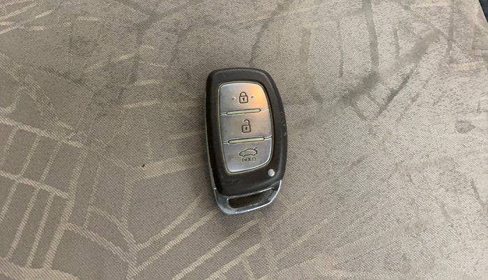 2013 Hyundai Grand i10 ASTA 1.1 CRDI, Diesel, Manual, 92,533 km, Key Close Up