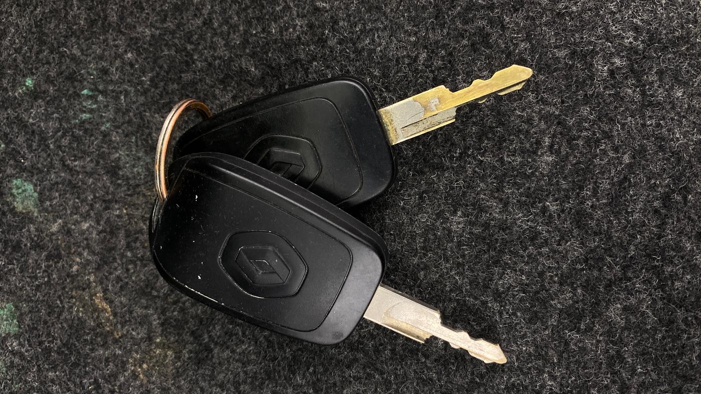 2019 Renault Kwid RXT 1.0 AMT (O), Petrol, Automatic, 47,108 km, Key Close Up