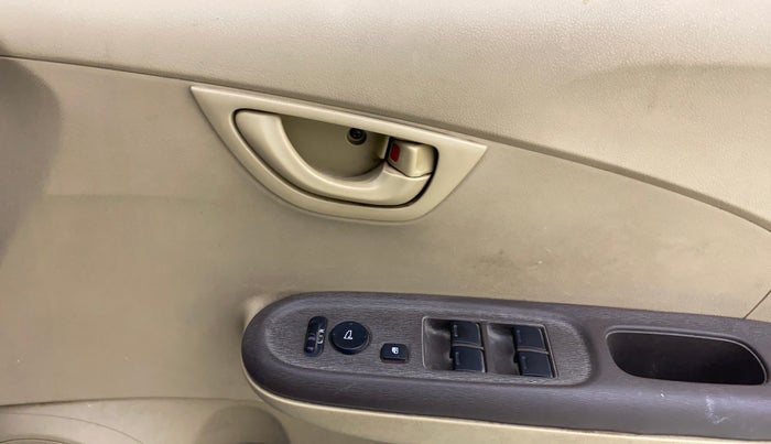 2013 Honda Brio S MT, Petrol, Manual, 63,427 km, Driver Side Door Panels Control