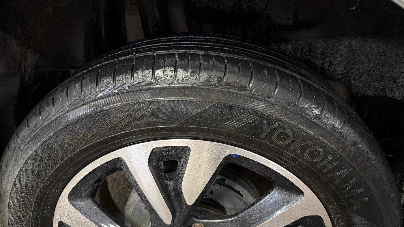 2023 Maruti Swift LXI, Petrol, Manual, 24,990 km, Right Rear Tyre Tread