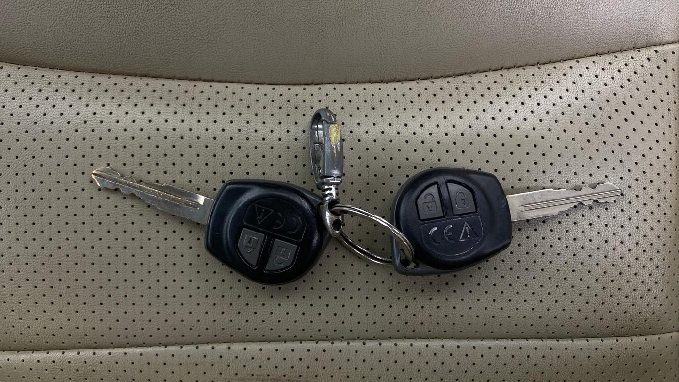2021 Maruti Ciaz SIGMA 1.5 SHVS MT  PETROL, Petrol, Manual, 1,00,250 km, Key Close Up