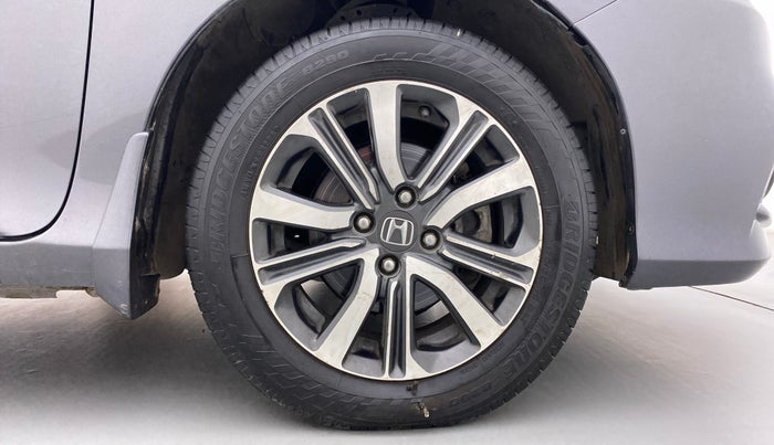 2017 Honda City V MT PETROL, Petrol, Manual, 46,014 km, Right Front Wheel